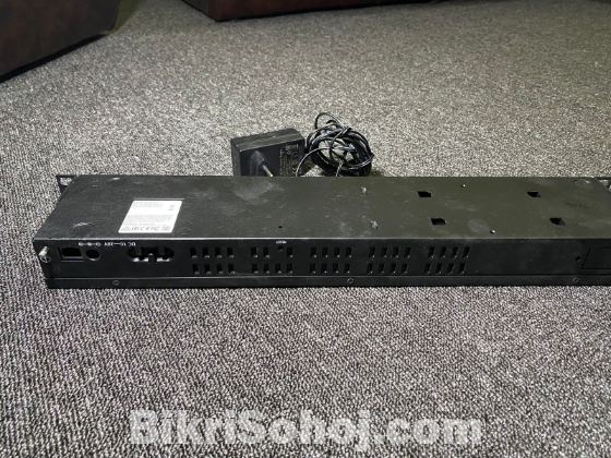MikroTik 10-Port Gigabit Rackmount Router